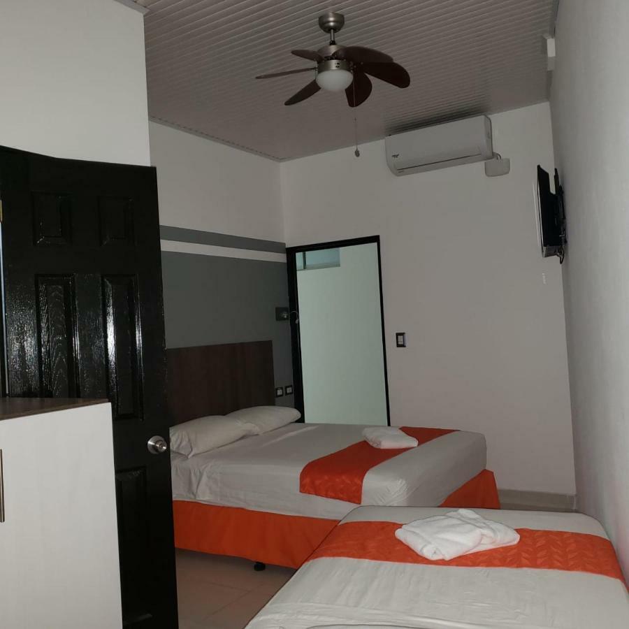 Hotel Milan Costa Rica サンホセ エクステリア 写真